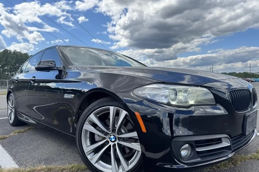 2016 Bmw 528i 5-series photo 1
