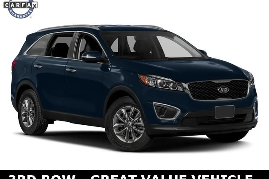 2017 Kia Sorento LX V6 photo 1