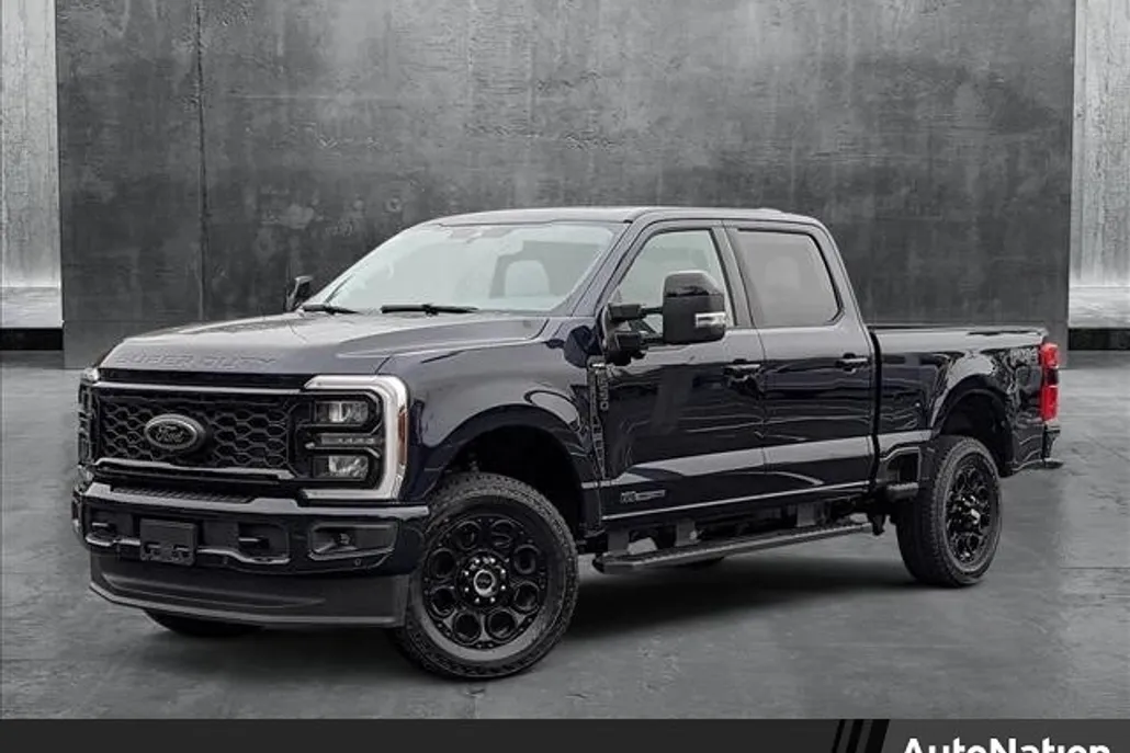 2025 Ford F-250 Lariat photo 1