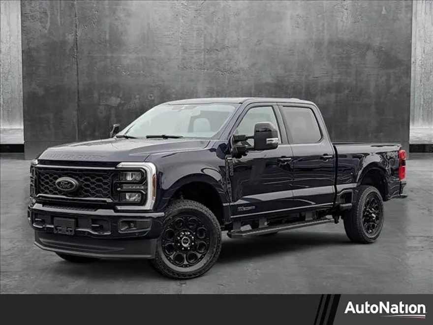 2025 Ford F-250 Lariat photo 1
