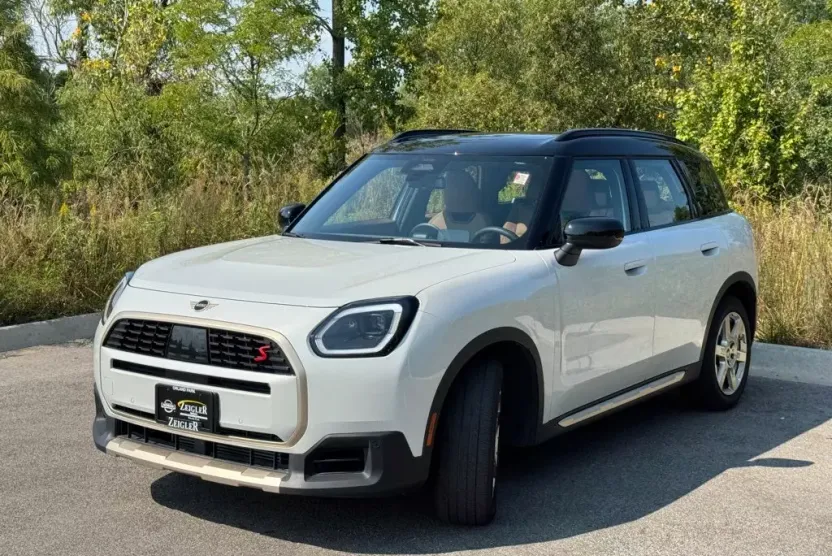 2025 Mini Countryman ALL4 S photo 1