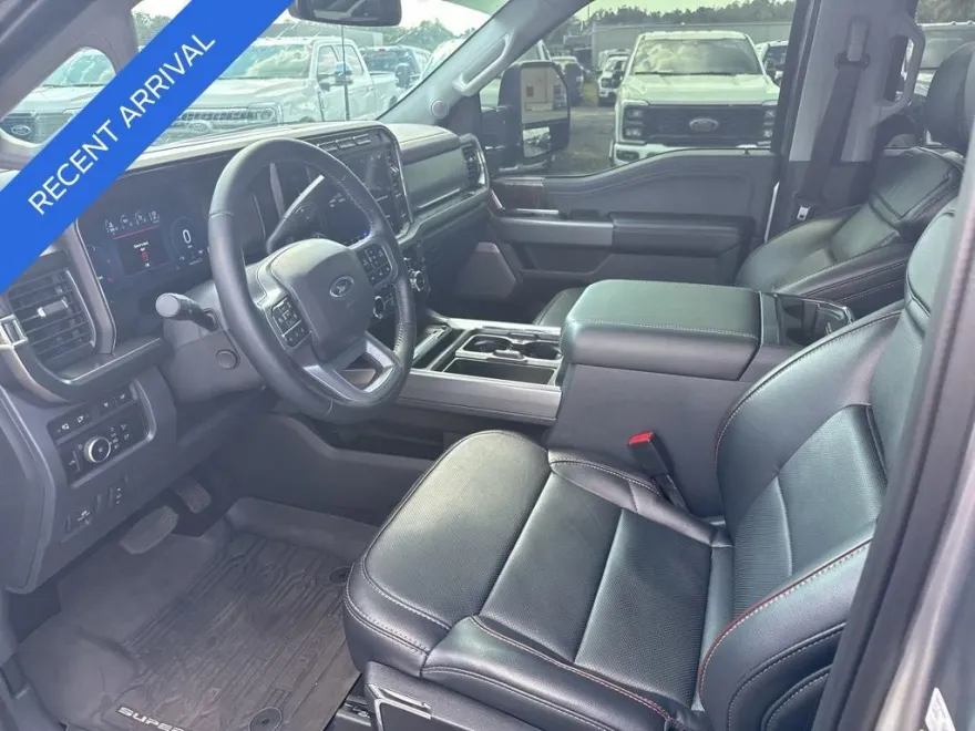 2024 Ford F-250 photo 1