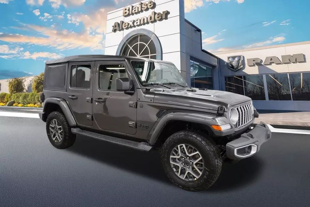 2025 Jeep Wrangler Sahara photo 1
