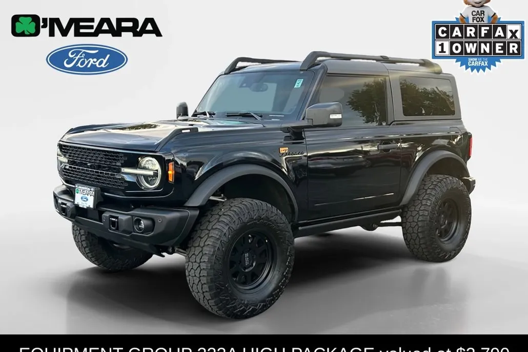 2023 Ford Bronco Badlands photo 1
