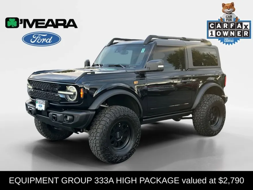 2023 Ford Bronco Badlands photo 1