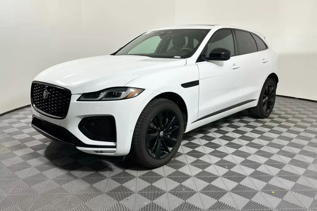 2026 Jaguar F-PACE P250 R-Dynamic S photo 1