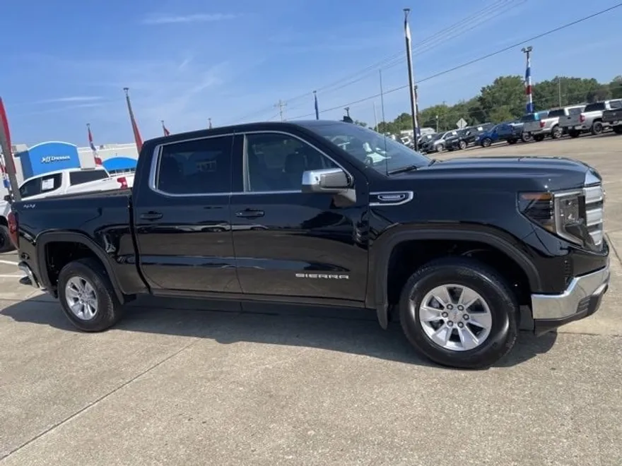 2026 Gmc Sierra 1500 SLE photo 1