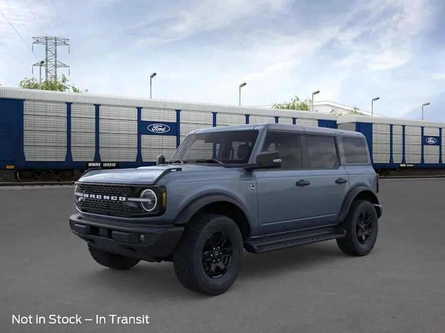 2025 Ford Bronco Outer Banks photo 1