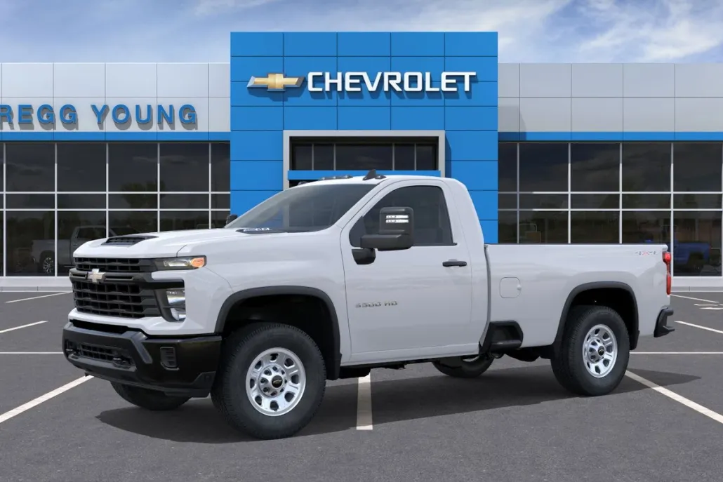2025 Chevrolet Silverado 3500HD photo 1