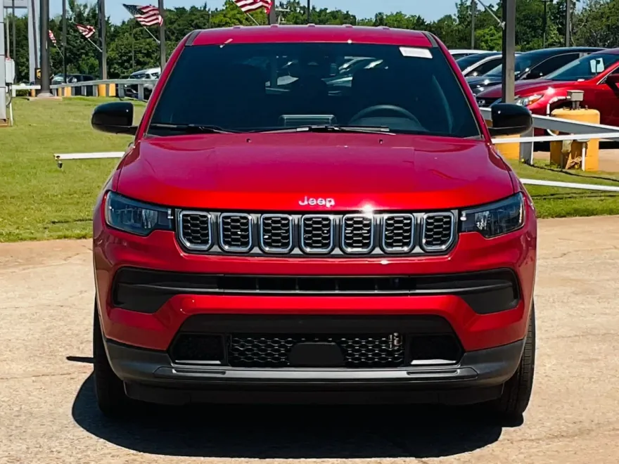 2025 Jeep Compass Sport photo 1