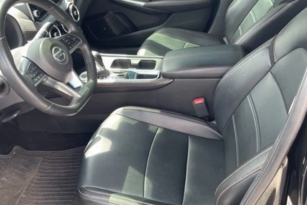 2023 Nissan Sentra SR photo 1