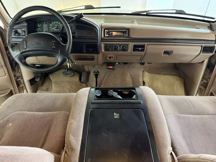 1997 Ford F-250 XLT photo 1
