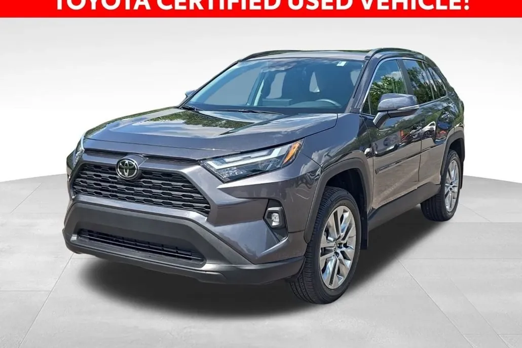 2024 Toyota RAV4 XLE Premium photo 1