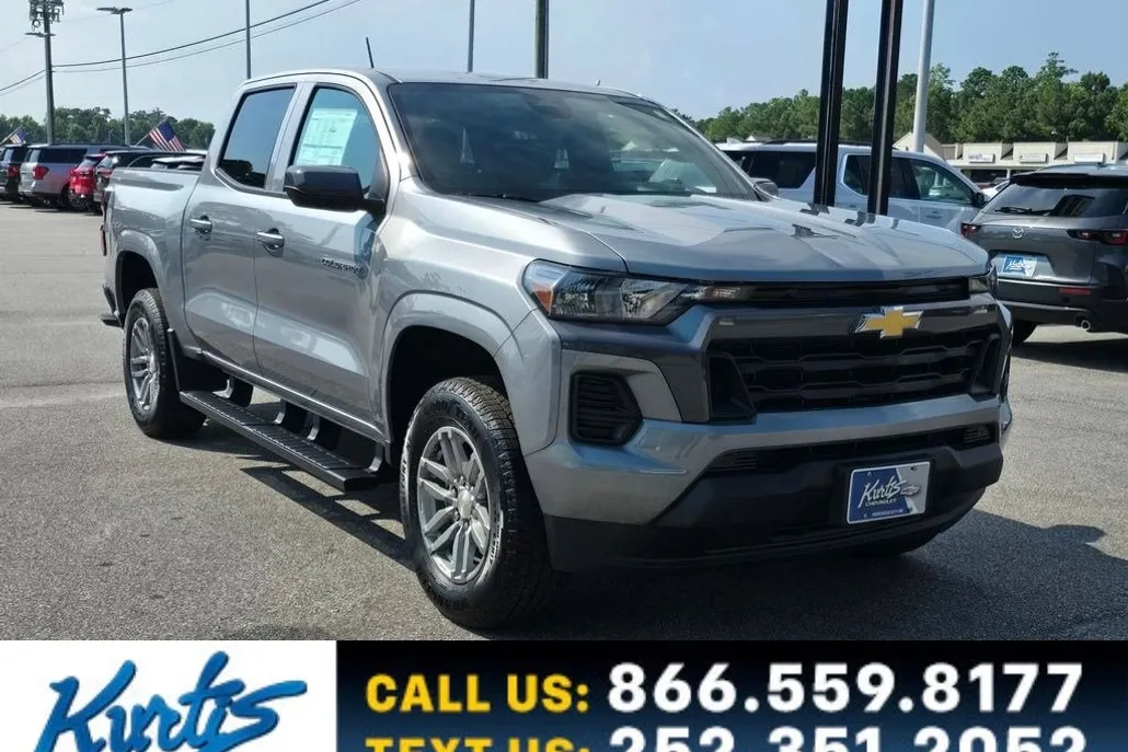 2026 Chevrolet Colorado LT photo 1