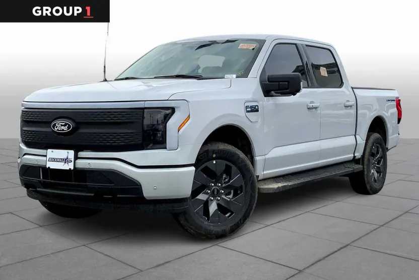 2025 Ford F-150 Lightning photo 1