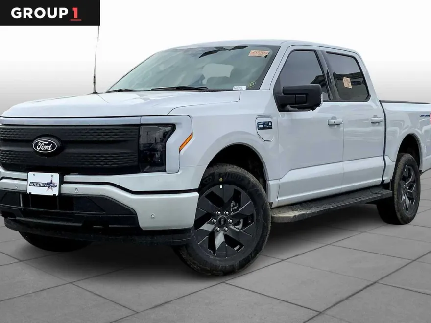 2025 Ford F-150 Lightning photo 1