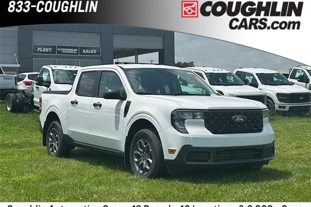 2025 Ford Maverick XLT photo 1