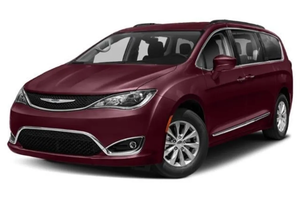 2020 Chrysler Pacifica Touring Plus photo 1