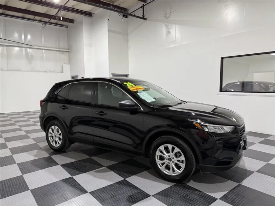 2024 Ford Escape Active Sport photo 1