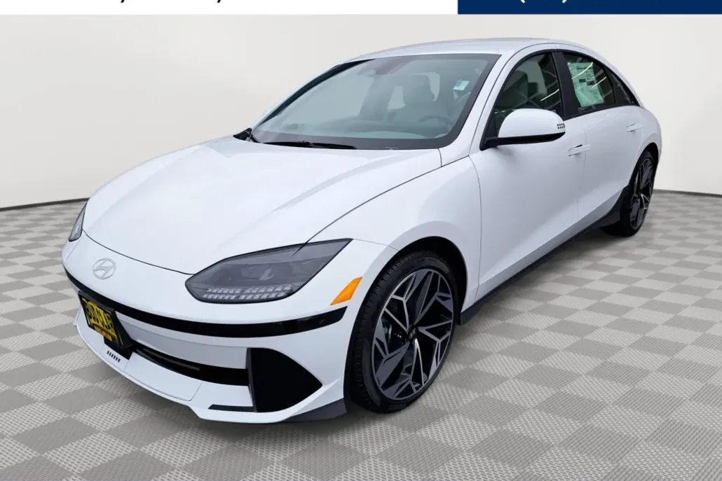 2025 Hyundai Ioniq 6 SEL photo 1
