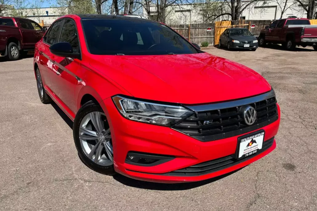 2020 Volkswagen Jetta R-Line photo 1
