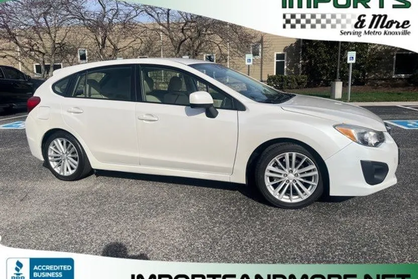 2013 Subaru Impreza 2.0i Premium photo 1