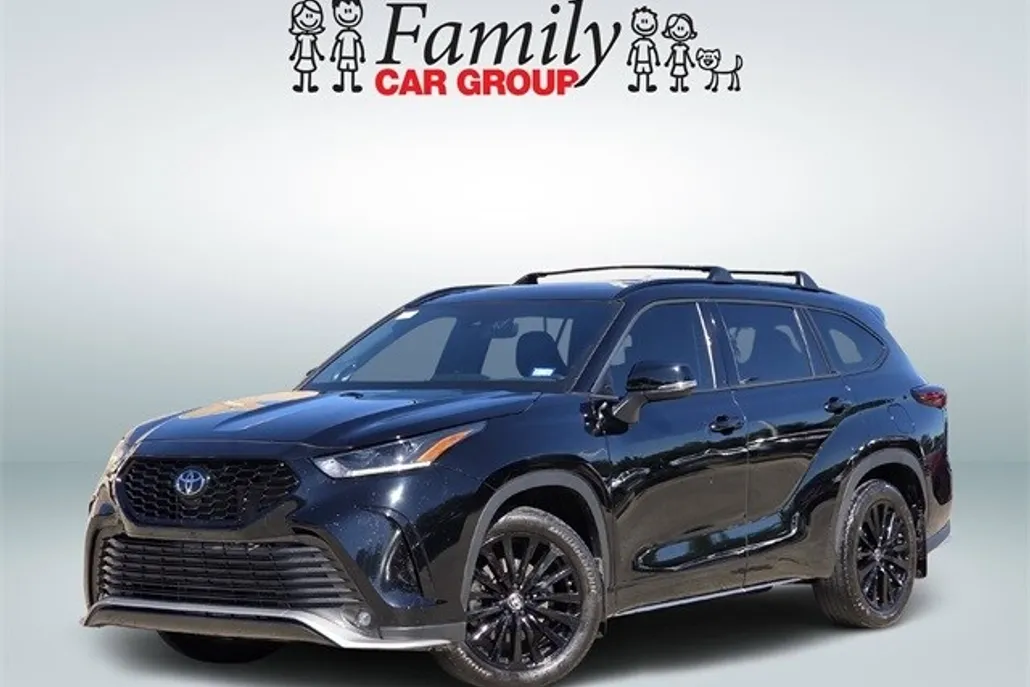 2024 Toyota Highlander XSE photo 1