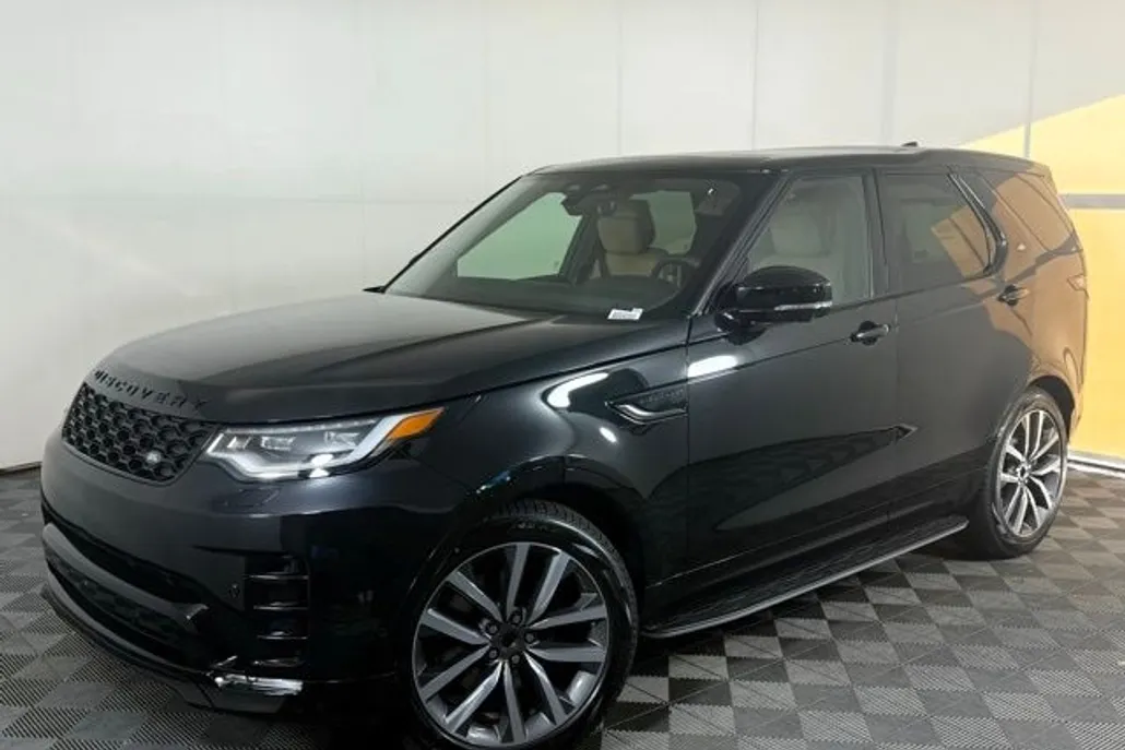 2025 Land Rover Discovery SE photo 1