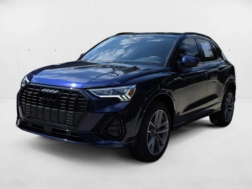 2025 Audi Q3 45 TFSI S line Premium photo 1