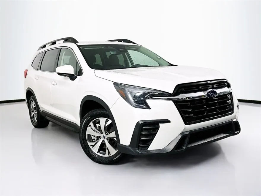 2024 Subaru Ascent Premium photo 1
