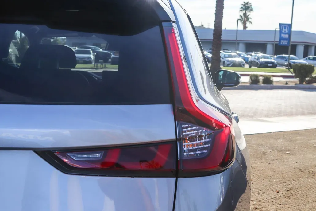 2026 Honda CR-V Hybrid Sport-L photo 1