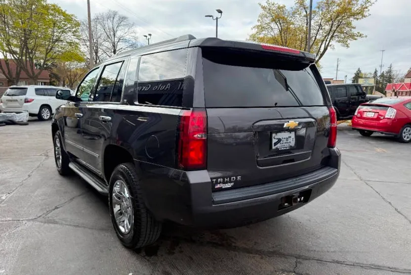 2015 Chevrolet Tahoe LT photo 1