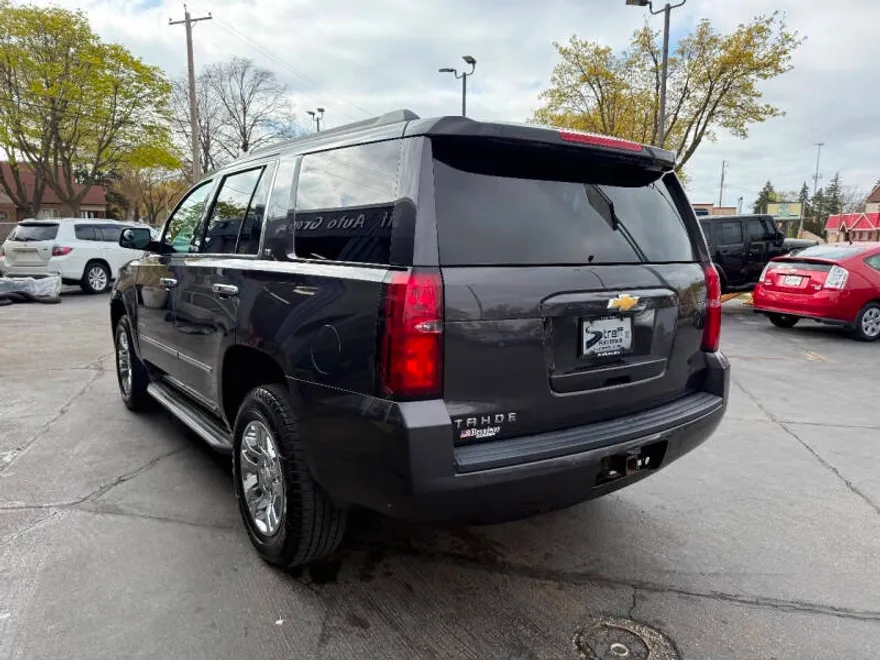 2015 Chevrolet Tahoe LT photo 1