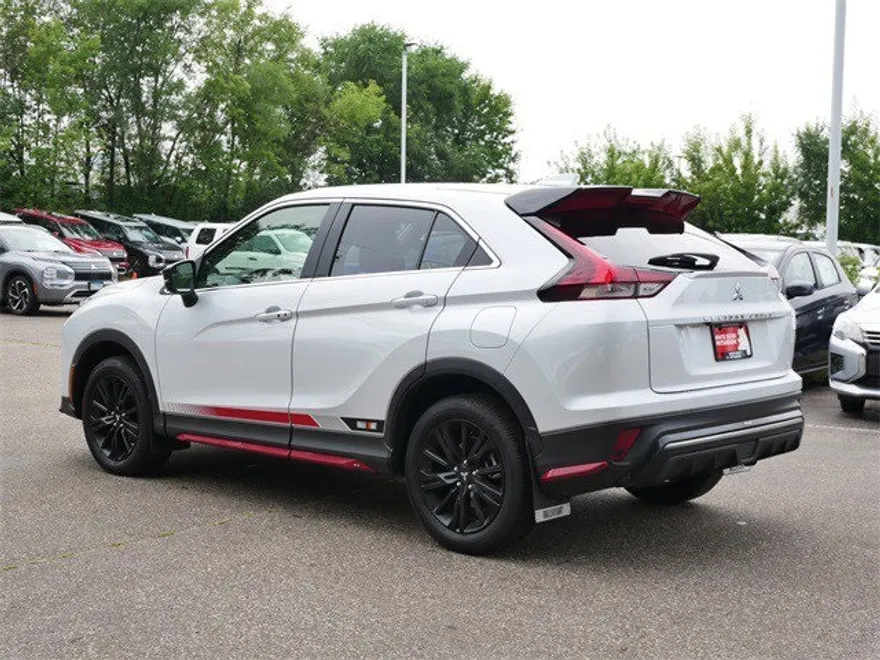 2024 Mitsubishi Eclipse Cross Ralliart photo 1