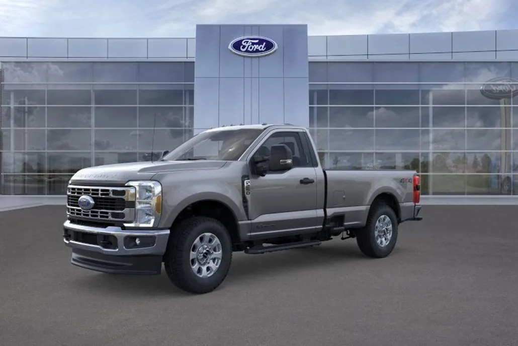 2025 Ford F-250 XLT photo 1