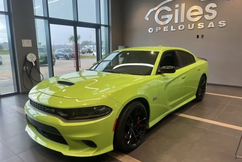 2023 Dodge Charger Scat Pack photo 1