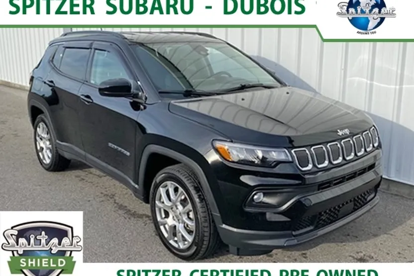 2022 Jeep Compass Latitude Lux photo 1