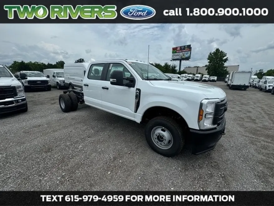 2025 Ford F-350 photo 1