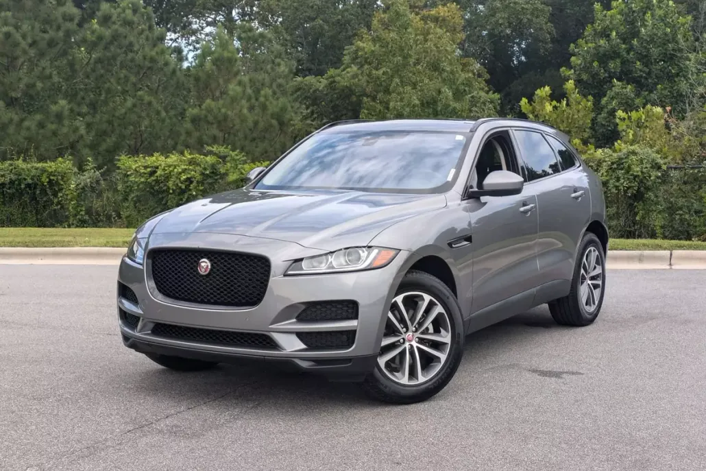 2020 Jaguar F-PACE Premium photo 1