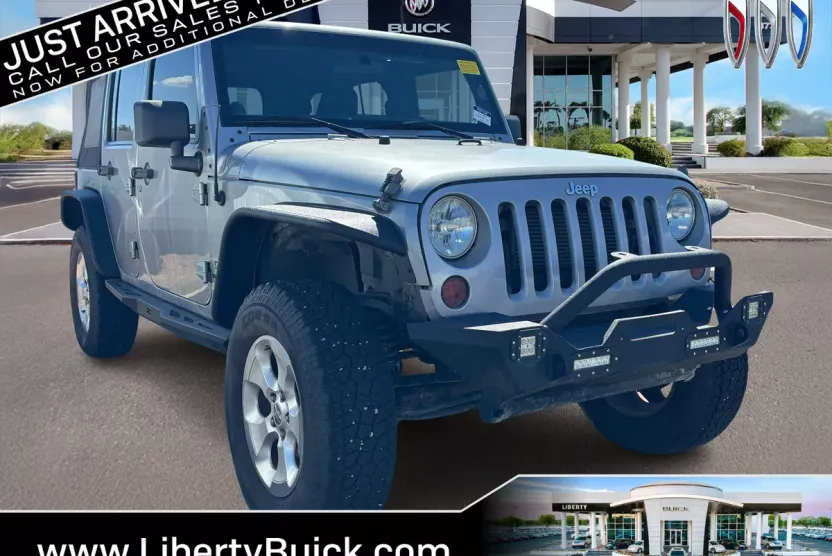 2013 Jeep Wrangler Unlimited Sport photo 1