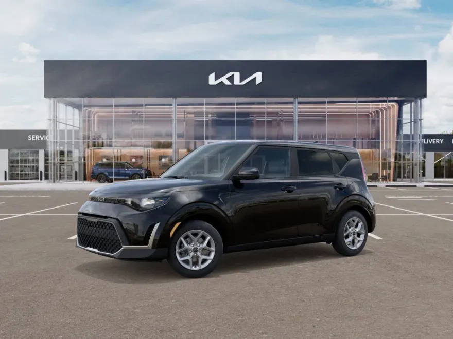 2025 Kia Soul LX photo 1