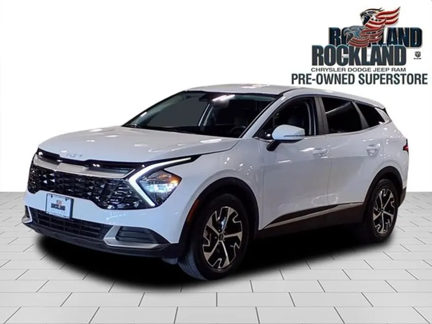 2023 Kia Sportage EX photo 1