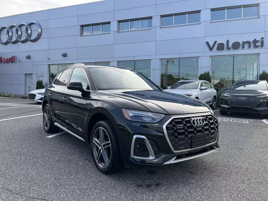 2021 Audi Q5 Premium Plus photo 1