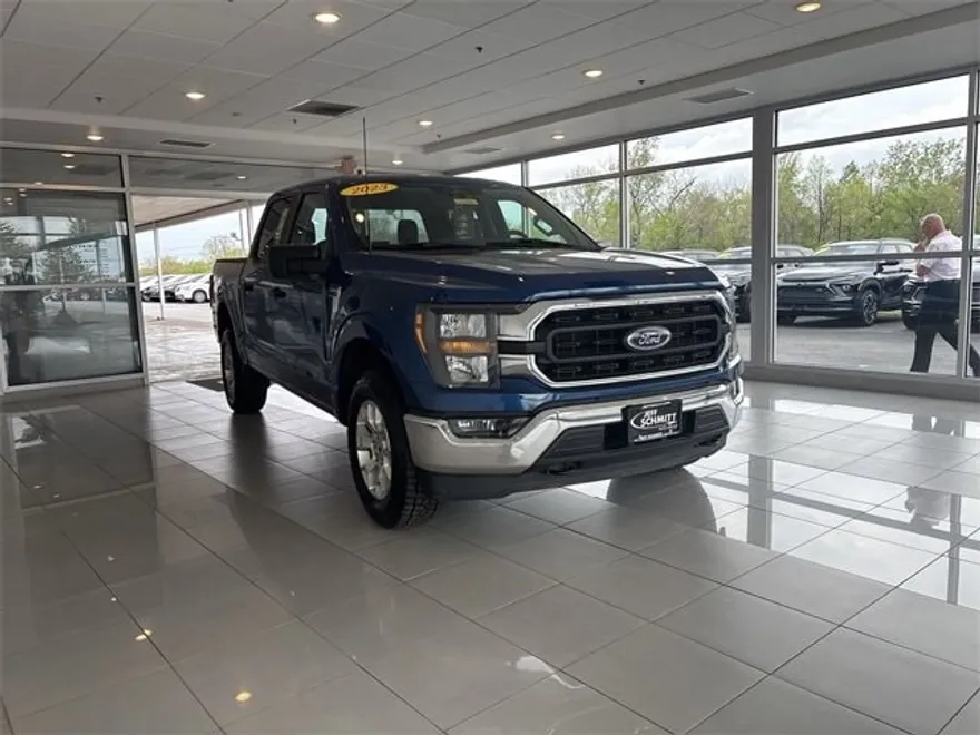 2023 Ford F-150 XL photo 1