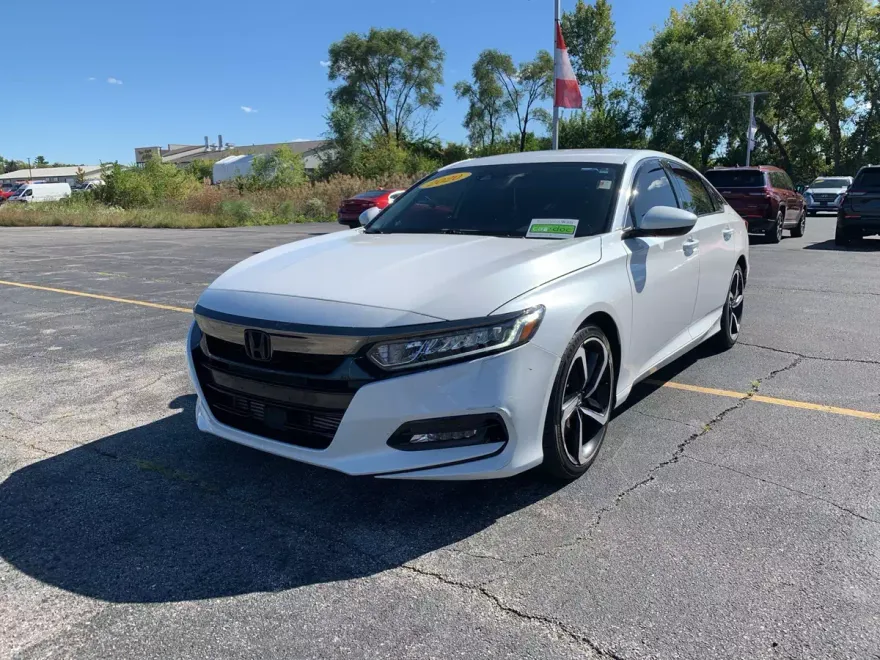 2020 Honda Accord Sport photo 1