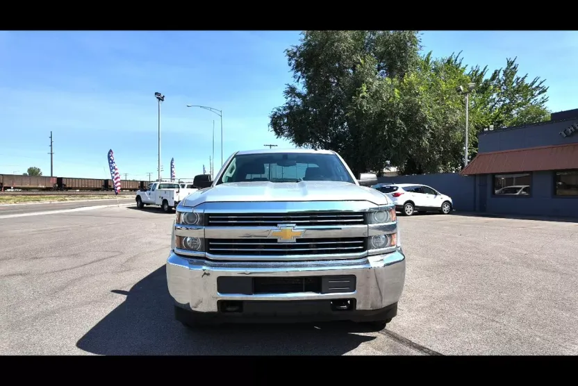 2015 Chevrolet Silverado 2500HD LT photo 1
