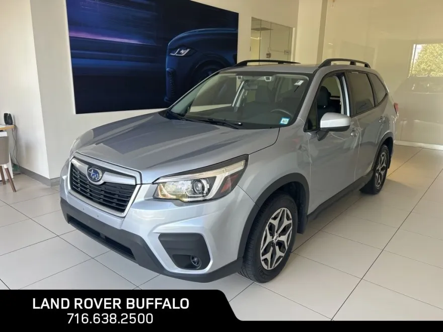 2020 Subaru Forester Premium photo 1