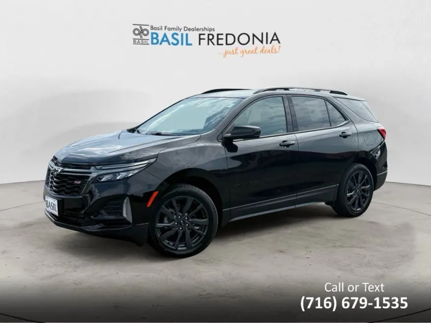 2023 Chevrolet Equinox RS photo 1