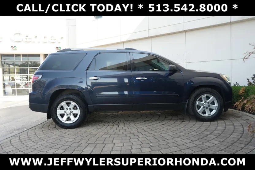 2015 Gmc Acadia SLE photo 1