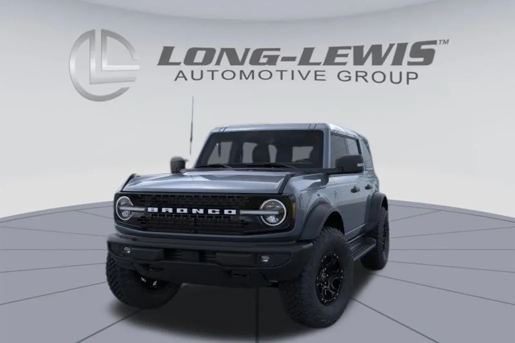 2025 Ford Bronco Outer Banks photo 1